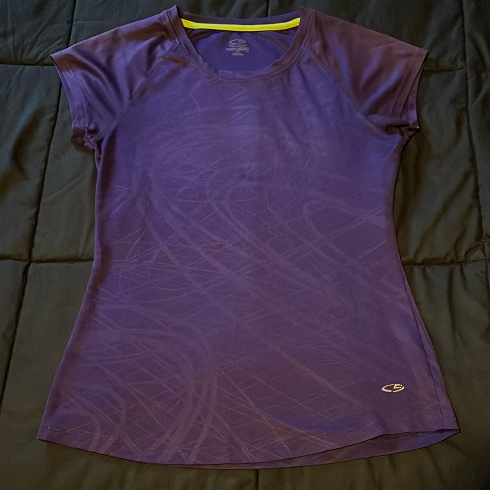 Satin feeling purple active tee